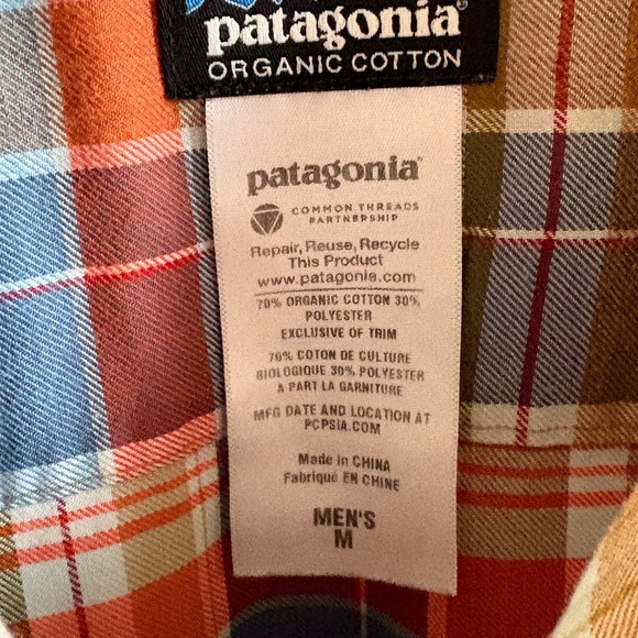 Patagonia Men's Medium Casual Button Down Shirts - Bundle of 2 Organic cotton - Picture 11 of 13